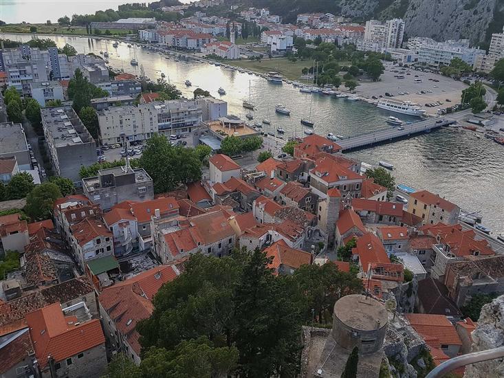 omis tourist info